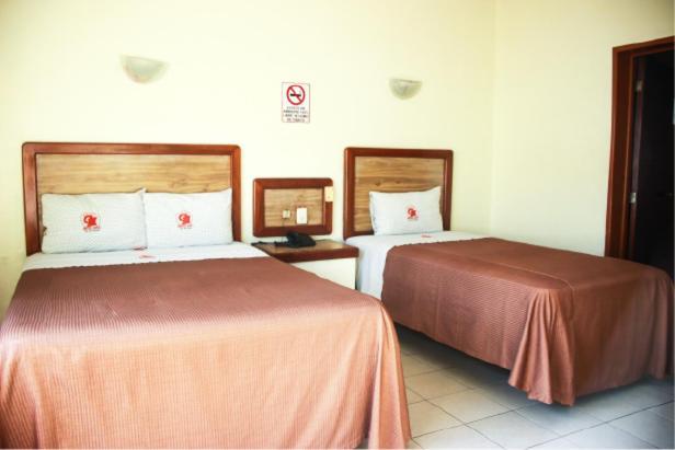 Hotel Gina Tecomán Esterno foto